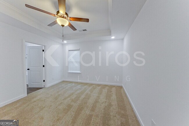 Building Photo - 142 Hughes Dr
