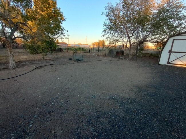 Building Photo - 3 Bed Charming Updated Home Silver Springs