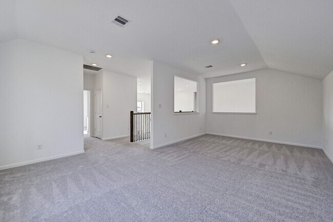 Building Photo - 2605 Mackinac Bay Dr