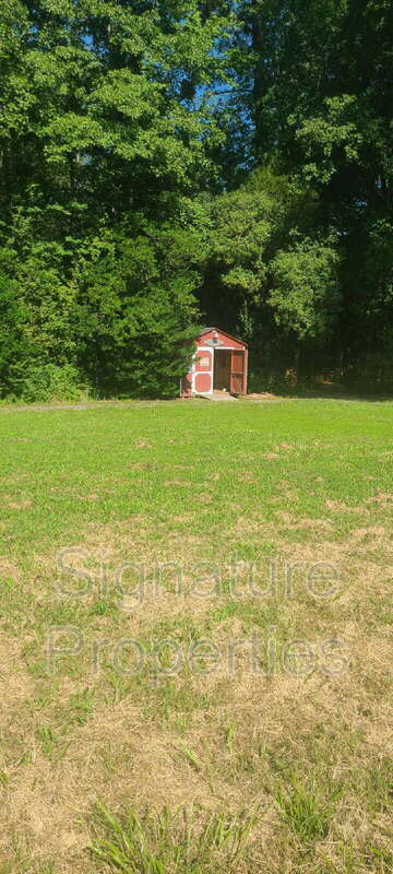 Building Photo - 6410 Duncan Rd