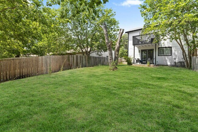 Building Photo - 5522 Allbrook