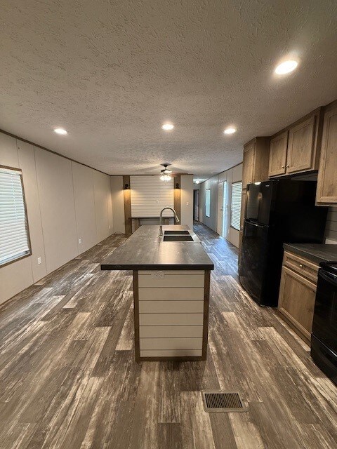 Building Photo - 3127 Greenfield Rd