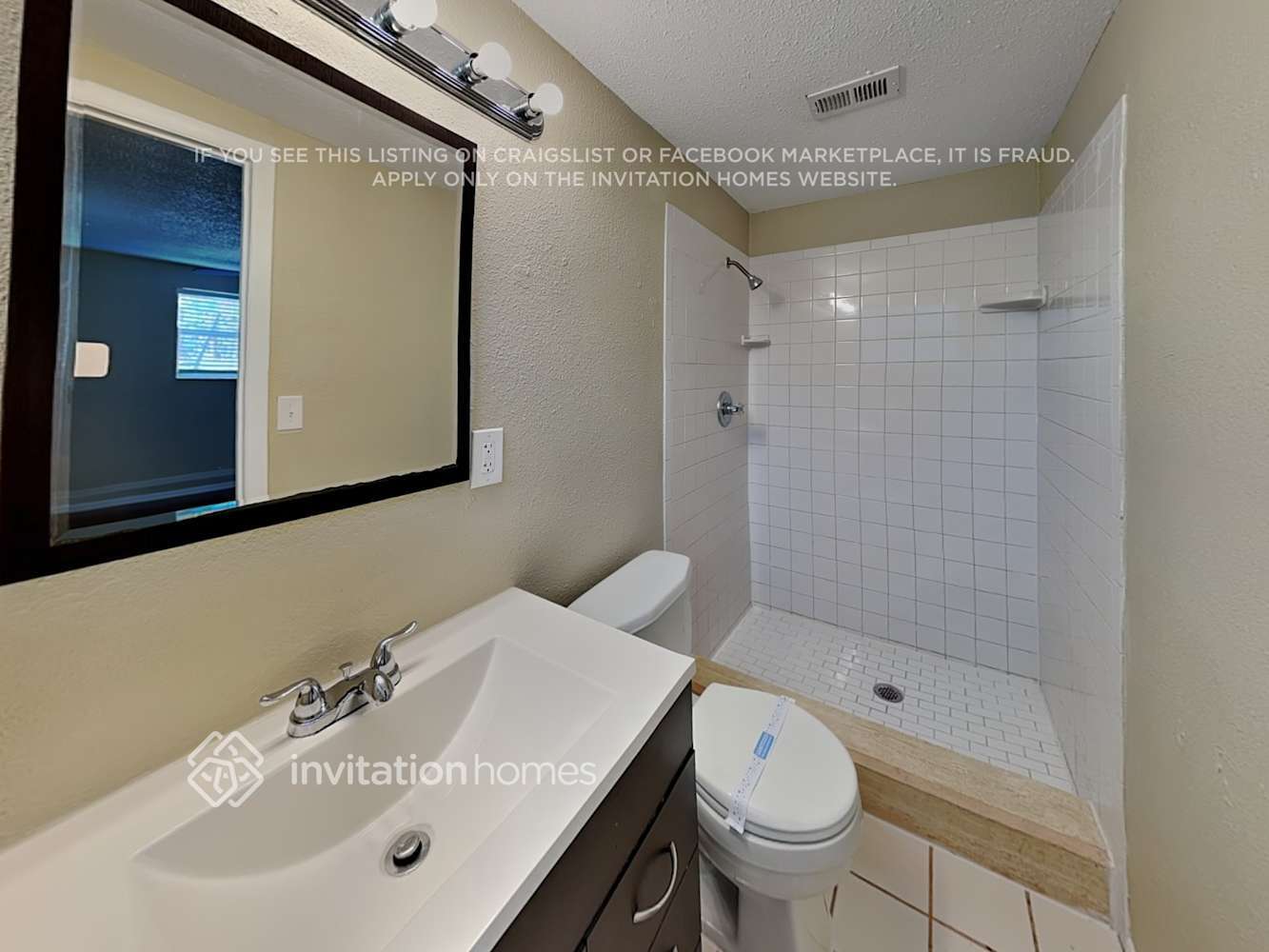 Building Photo - 1104 Idlebriar Way