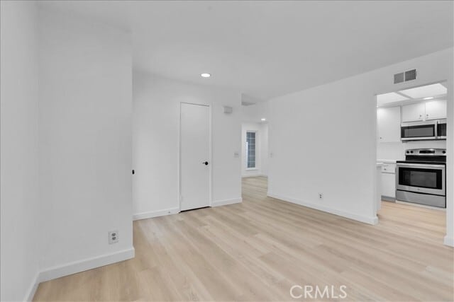 Building Photo - 54 Orchard