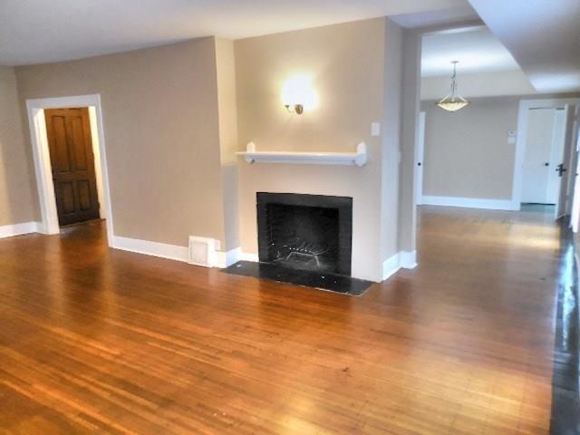 Building Photo - 4407 Mt Vernon St