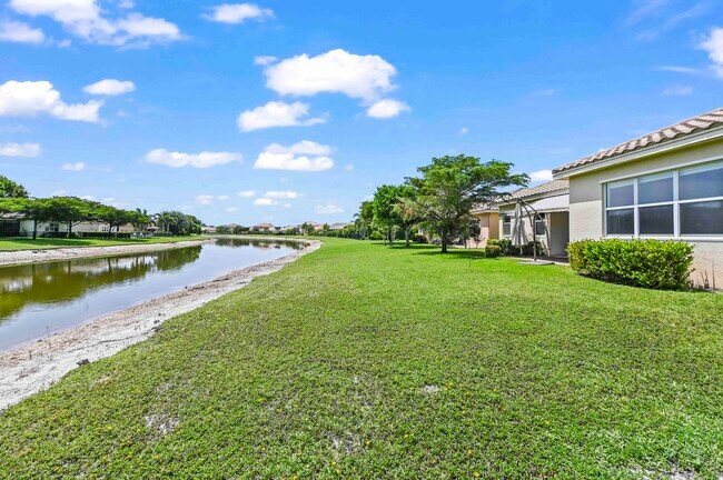 Building Photo - 2350 Bellarosa Circle