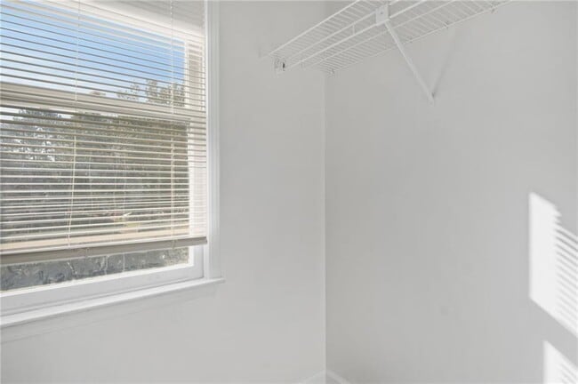 Building Photo - 3492 Andrew Jackson Dr