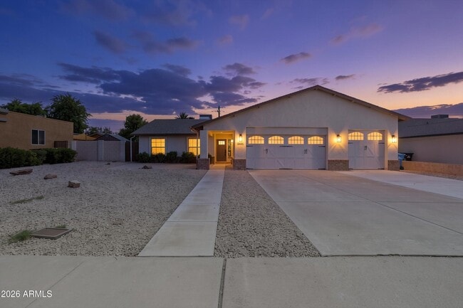 Building Photo - 5401 E Beck Ln