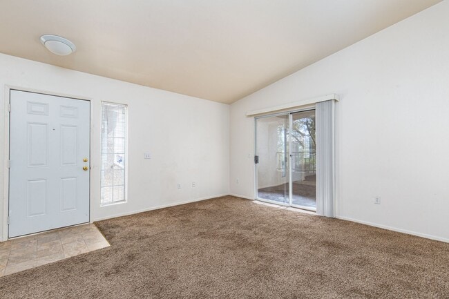 Building Photo - Upstairs 2 br unit in gated community with pool/spa/bbq area