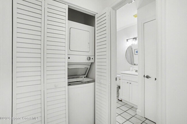 Building Photo - 306 Beach Park Ln