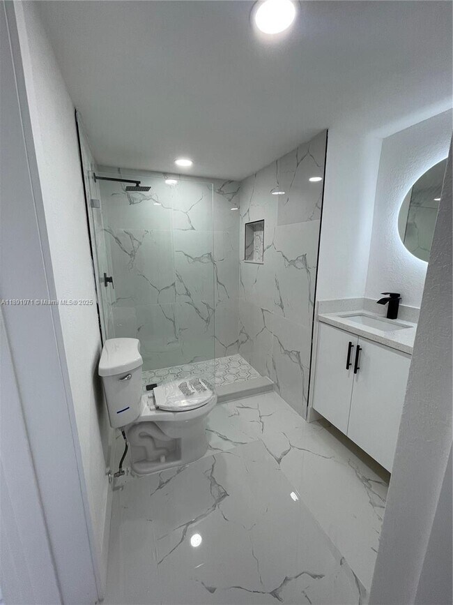 Building Photo - 20426 SW 85th Ave