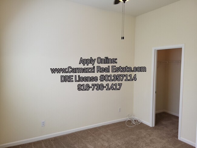 Building Photo - 1201 Souza Way