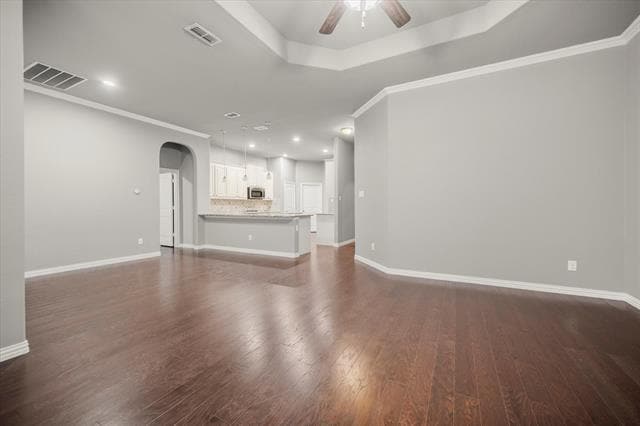 Building Photo - 125 Mineral Point Dr