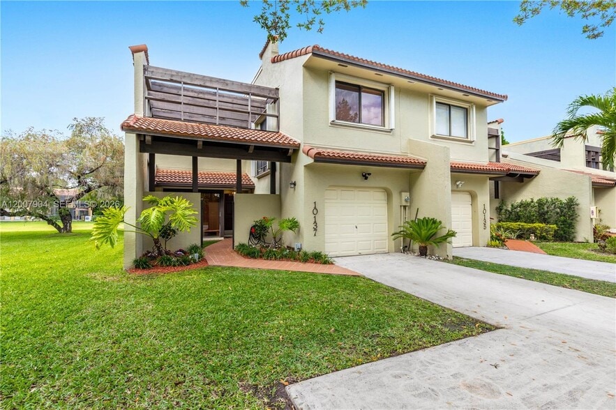 Building Photo - 10137 Costa del Sol Blvd