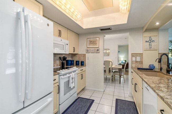 Building Photo - 2220 Broad Ranch Dr