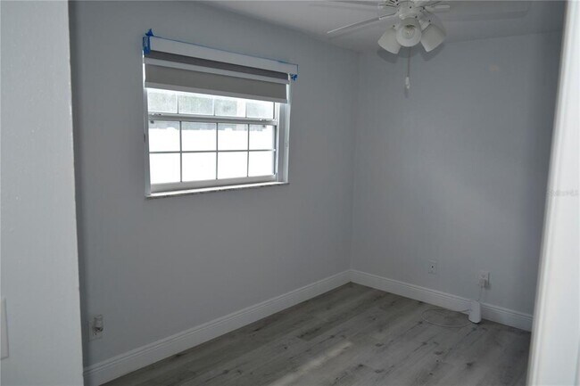 Building Photo - 8201 Donaldson Dr