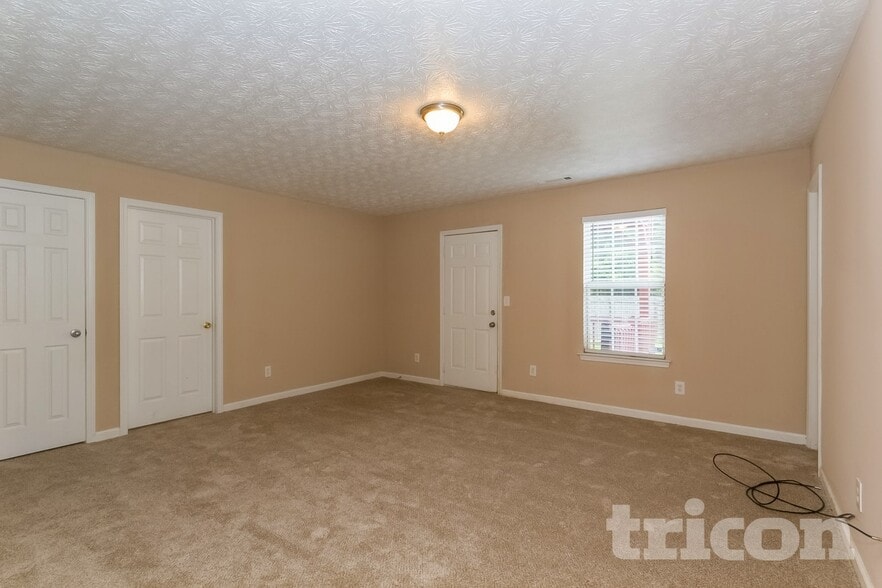 Building Photo - 1131 St Phillips Ct