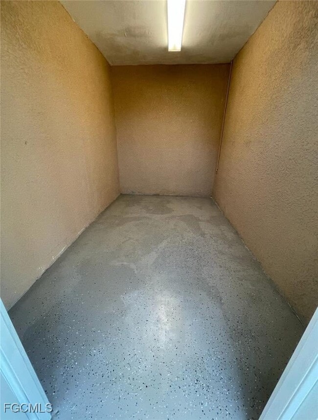 Building Photo - 621 Joel Blvd