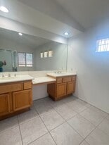 Building Photo - 78830 Wakefield Cir