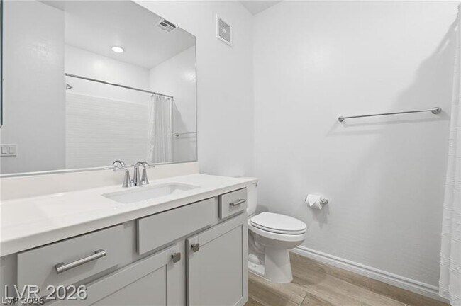 Building Photo - 2555 Hampton Rd