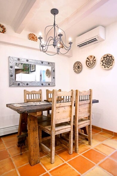 Building Photo - 1572 Avenida de Las Americas