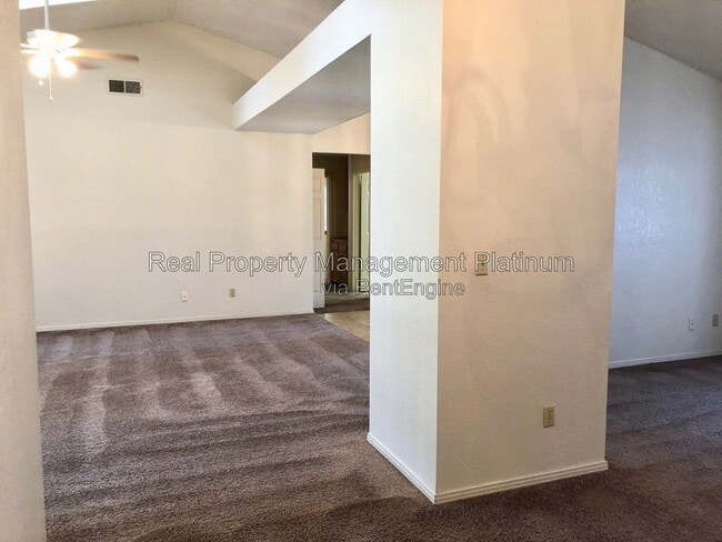 Building Photo - 6425 N Arthur Ave