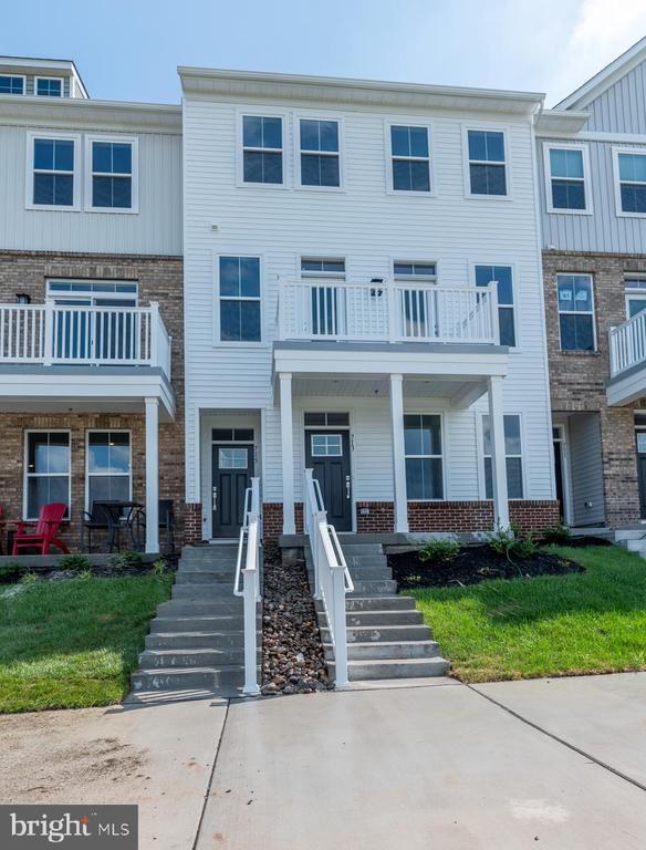 Building Photo - 713 Platinum Dr