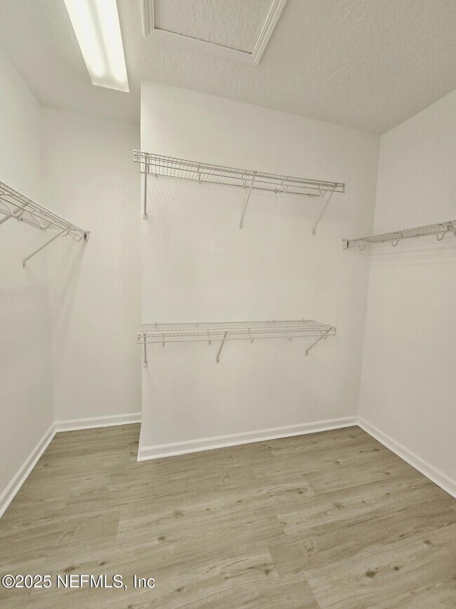 Building Photo - 6591 White Blossom Cir