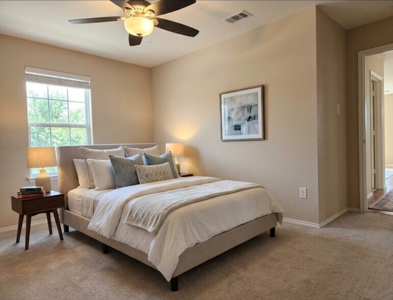 Room #2 - Second floor - 5900 Stone Mountain Rd