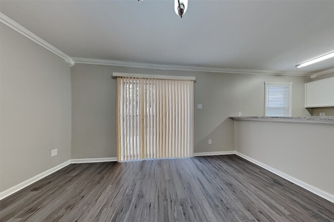 Building Photo - 11802 Rolling Stream Dr