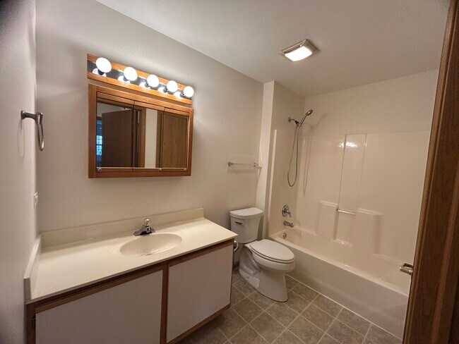 Building Photo - 300 Cunat Blvd