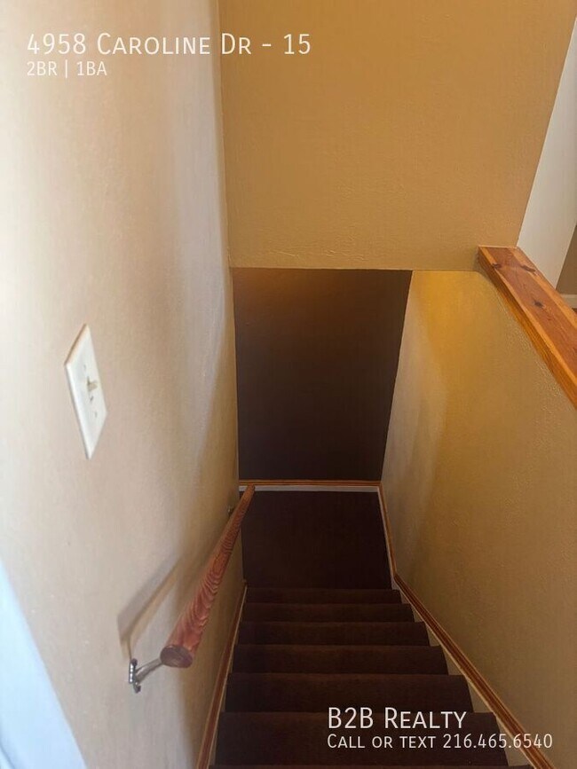 Building Photo - 4958 Caroline Dr