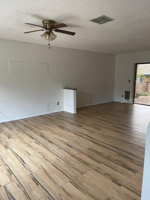 Building Photo - 3322 Briarwood Ln