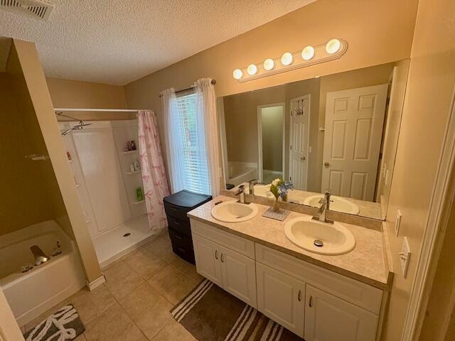 Building Photo - 1308 Jeffrine Dr