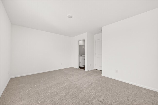 Building Photo - 8347 Vacek Xing Wy