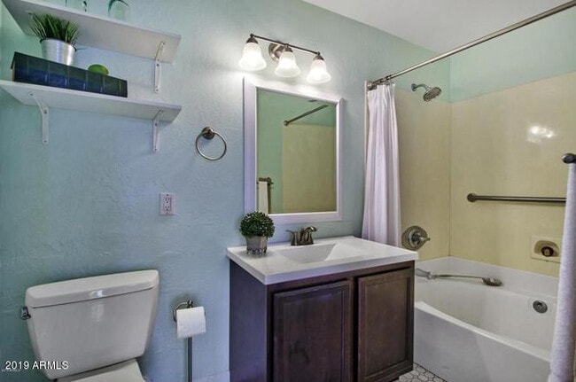 Building Photo - 11260 N 92nd St