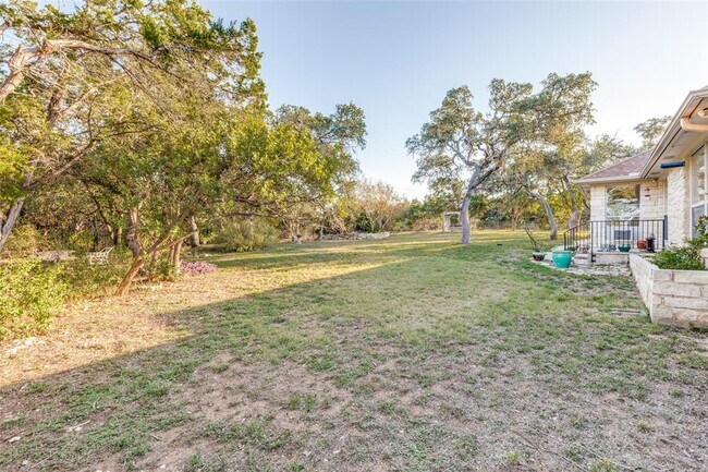 Building Photo - 6901 Bright Star Ln