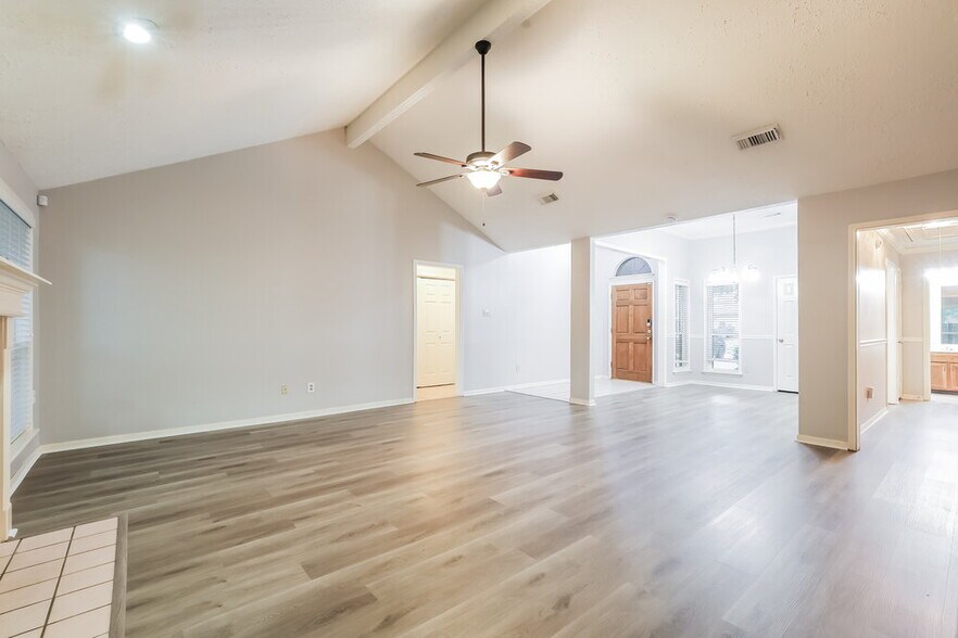 Building Photo - 3818 Beckett Ridge Dr