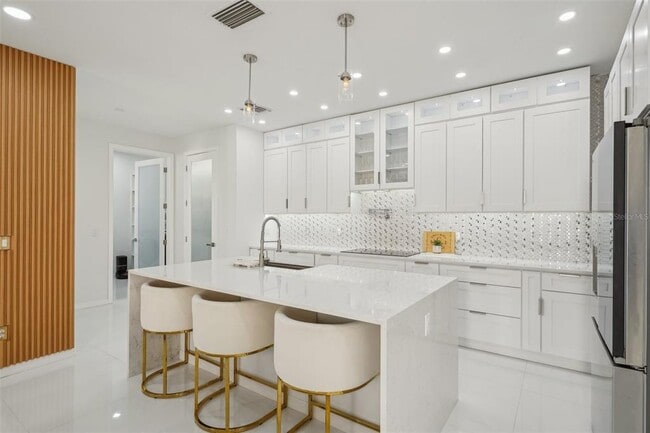 Building Photo - 6632 Pasturelands Pl