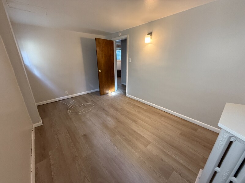 Building Photo - 2023 5th Ave