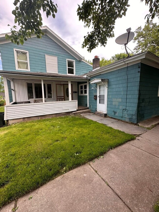 Primary Photo - 53 Orchard St