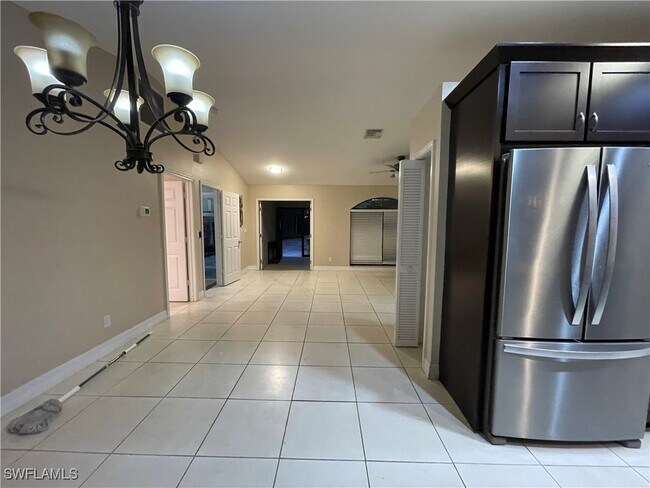 Building Photo - 5240 Cherry Wood Dr