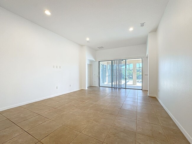 Building Photo - Pool Home-Bella Lago-3786 Eagle Isle Kissimmee FL 34746