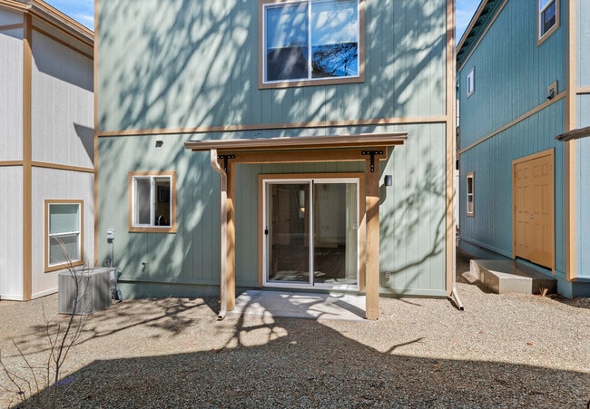 Building Photo - 3001 E Butler Ave
