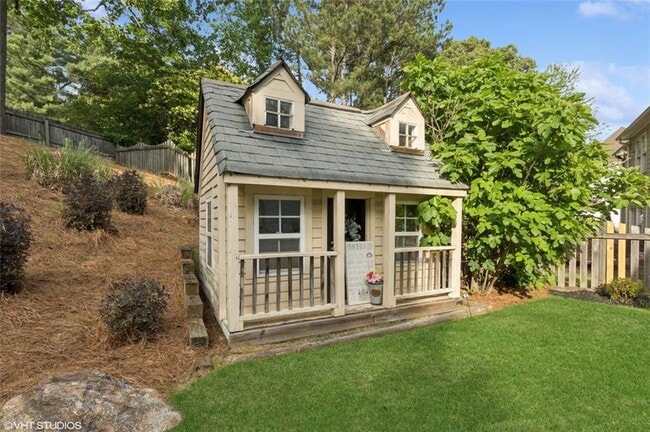 Building Photo - 230 Bluff Oak Dr