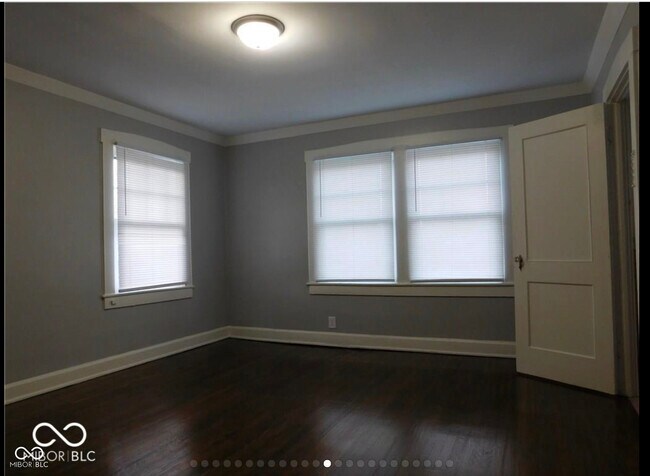 Building Photo - 3158 E Fall Creek Pkwy N Dr