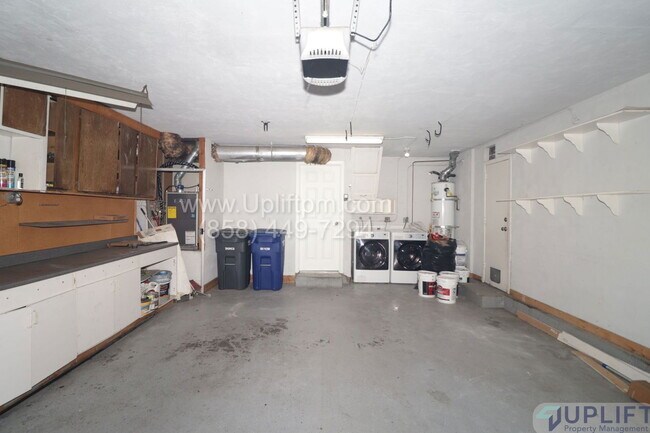 Building Photo - 2807 Ledgetop Pl