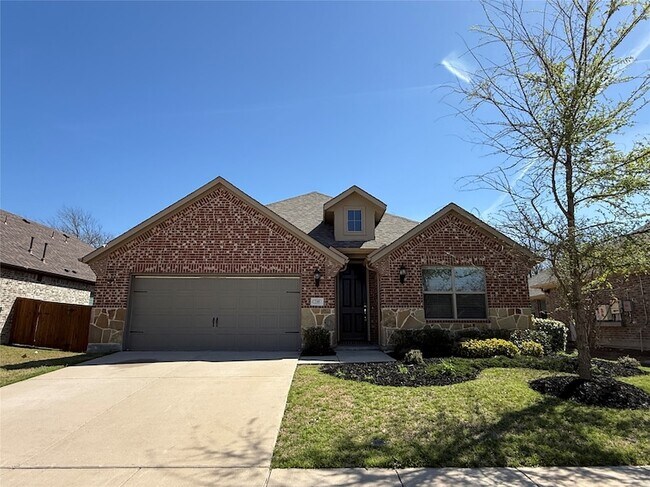 Building Photo - 2305 Caroline St