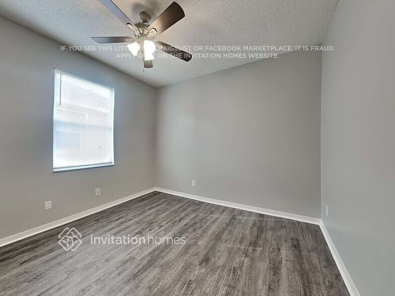 Building Photo - 10332 Goldenbrook Way