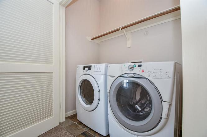 Building Photo - 4314 Koehler St